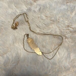 Nashelle 11inch 14karat gold fill necklace‎ with feather pendant